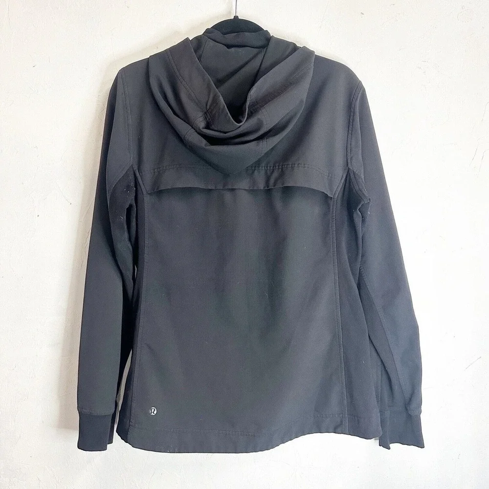 Lululemon Athletic Lightweight Full Zip Jacket Black Womens Size 10